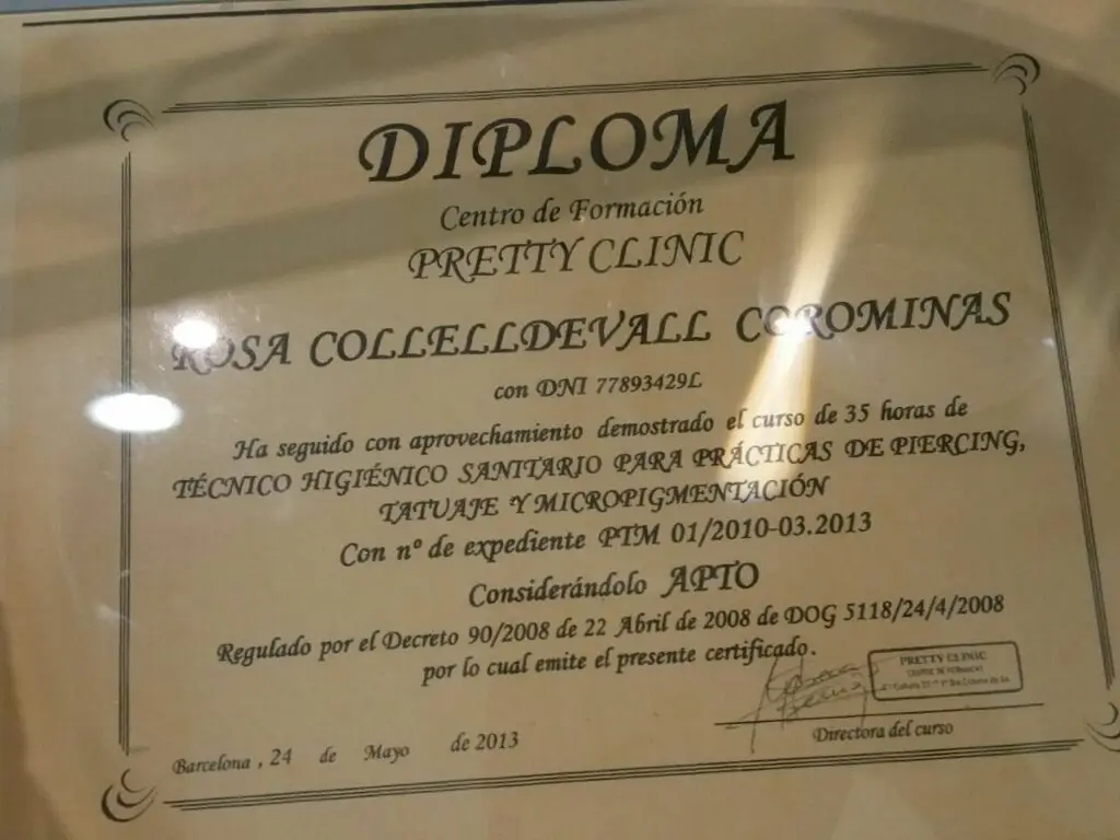 Certificado de formación técnico-higiénico-sanitaria de Rosa Collelldevall.